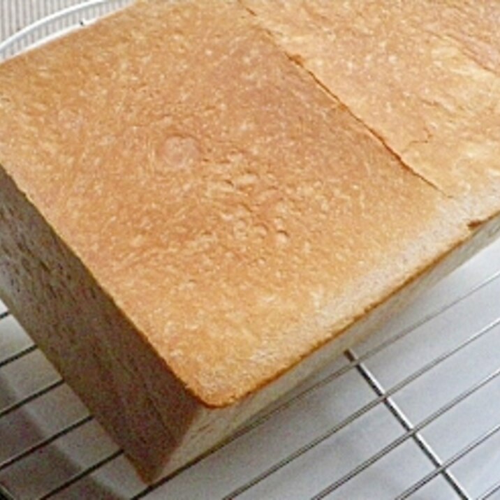 *HBと食パン型で作る牛乳パン*